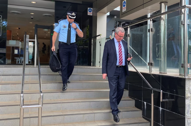 The examination of Inspector Anthony Buxton (left) by Mr Nixon-McKellar's lawyer prompted objections during the hearing today.(ABC Southern Qld: Laura Cocks)