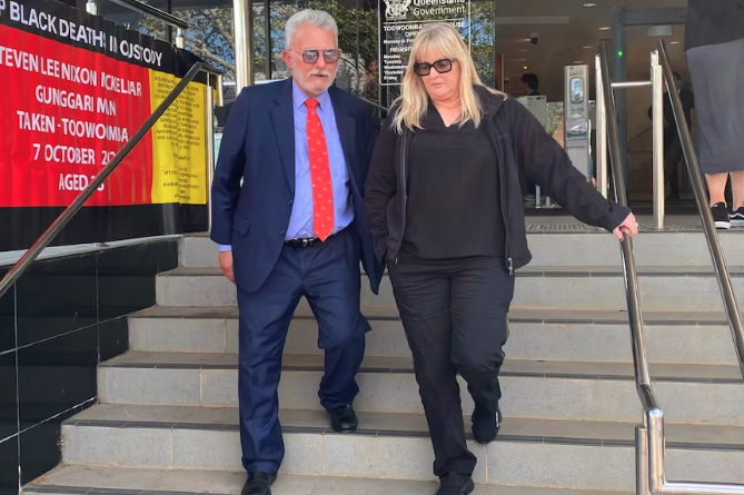 Stewart Levitt, outside the Toowoomba Courthouse, is representing Steven Nixon-McKellar's family at the inquest.(ABC Southern Qld: Laura Cocks)