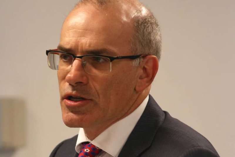 philip-urquhart-final-report-no-closure Coroner Philip Urquhart did not say whether he would call for Unit 18 to be closed in his final report. (ABC News: James Carmody)